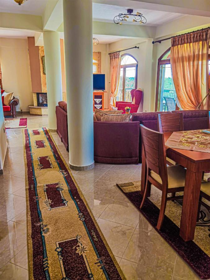 Villa Etheras - Nested Between Nature By Amazing View - 5 Mins From